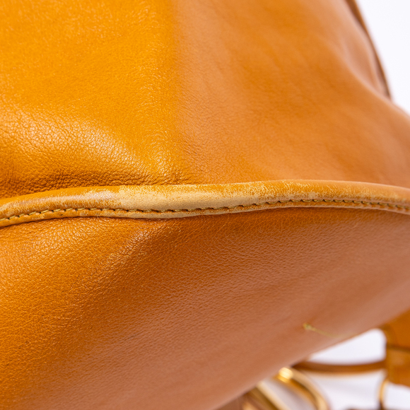 Dior 61 Tote - Picture 13 of 15